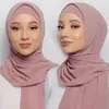 Chiffon hijab set med matchande färgkapskvinnor halsduk sjalar halsdukar underscarf tröja inre mössor högkvalitativa muslimska hijab set 240314