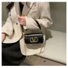 Shop Design Handbag Wholesale Retail 2024 New Womens Bag Fashion Chain Solid Small Handbag Shoulder Diagonal Standdle