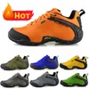 2024 Luxury Track Men Designer Women Graffiti White Orange Mens Shoes Trainers Sneakers 36-46