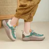Sıradan Ayakkabı Kadınlar İçin Kalın Çözülmüş 2024 Yuvarlak Toe Moda Karışık Renkler Konforlu Spor Ayakkabıları Zapatos de Mujer