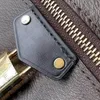 M47125 Тщеслаковая цепная мешок мешок для косметической сумки для плеча на плечах сумки кросс -кусочки.