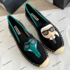 럭셔리 여름 해변 캐주얼 신발 Karl Lagerfield 여자 빈티지 디자이너 신발 신발 Espadrilles Fisherman Gift Womens 남자 패션 Dhgate 슬리퍼 자수 패브릭 슬라이드