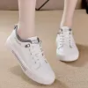 Bot Kadın Moda Highop Nefes Alabaç Spor Ayakkabı 2024 Trendi Beyaz Düz Rahat Spor Tasarımcısı Kadın Tenis Bayanlar İçin Koşu Ayakkabıları