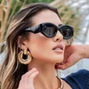 Lunettes de soleil petites femmes hommes classique Vintage marque Designer Hip Hop oeil de chat lunettes de soleil UV400 Sexy femme ovale nuances noires