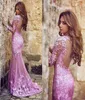 Arabische rosa Spitze-Abschlussballkleider Myriam Fares Durchsichtiges Fiesta-Meerjungfrau-Abendkleid, rückenfrei, lange Ärmel, Partykleider 5638751