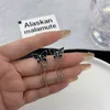 Brincos de parafuso prisioneiro preto borboleta corrente studs personalidade all-match para mulheres jóias presentes