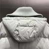 Женские куртки Пуховик с воротником-стойкой и капюшоном, короткая свободная версия, двойной карман по краю, эластичный дизайн, теплая и удобная осень/зима 2024