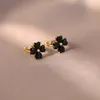 Brincos de garanhão chegada moda planta metal feminino na moda coreano elegante preto quatro folhas flor luz luxo jóias
