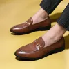 Skor Nya svarta loafers för män Brown Red Sole Square Toe Slipon Solid Business Oxford Shoes for Men Size 3848