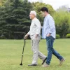 Pinnar Justerbar vikning Walking Cane med LED -ljus Nonslip Base Mobility Aid Aluminium Alloy Lightweight Walking Stick för äldre