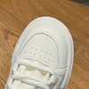 Dqesigner wales bonner plattform casual skor män kvinnor träning sneakers inomhus mocka låg topp läder rosa glöd vita vita gummi golf traineqrs gai