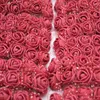 Dekorativa blommor 144 st 2 cm mini skum rosblomma med garn konstgjord nallebjörn för bröllopsdekor diy krans falsk