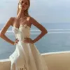 Bloemen kant romantisch een lijn trouwjurken boho strand sexy lieverd backless elegante elegante bruidsjurken eenvoudige satijnen sweep trein bruid gewaden receptie jurk yd