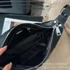 Klassieke luxe handtas Fabriek online groothandel detailhandel Gratis verzending Trendy en pittige motortas met onderarmstok Hobo Dames passend voor