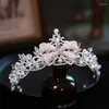 Haarspeldjes Romantische Kronen Damesaccessoires Bruiloft Hoofdbanden Engagement Hairwear Boog-knoop Vorm Imitatie Parel Coronets FO50