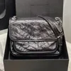 Niki bebek zinciri çanta kırışmış deri kadın lüks omuz çantası vintage crossbody y şekilli tasarım bayanlar metal siyah clamshell messenger zincir çantalar klasik tote