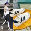 HBP icke-varumärke Autumn New White Shoes Womens Trendy Student Sports Shoes Street Photography Chunky Casual Walking Shoes