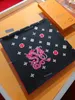 Djurtryck Stoles Black Silk Scarf Vintage Sik näsduk French Sik Scarves Twilly Classic Lattice Mönster Monogram Silk Luxe Fashion Handle Bag Scarves 90*90