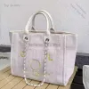 Designer Bag Tote Bag Luxury Women's Hand Embroidered Pearl Beach Bag Big Ladies Small Ryggsäckar Canvas Chain Ryggsäck Evening Handväskor Qtye Factory Store USA Sale