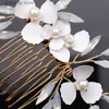 Tiaras Gold Tiara Hair Combs Pearls Crystal Women Hair Jewelry Rhinestone Handmade Flower Hair Combs Bridal Wedding Hair Accessories Y240319