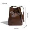 Umhängetaschen Umhängetasche Eimer 2024 High-End-Nischendesign Retro-Pendlertasche Große Kapazität Damenhandtasche