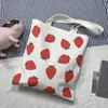 Totes Söt Strawberry Tote Bag Eesthetic för skolflickor Purses Shopper Designer Handväska Kvinnor Fällbar duk