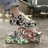 Schuhe Frauen lässige Turnschuhe 2023 Mode neue bemalte Graffiti Schnürsportsportschuhe für Frauen flach PU Leder Damen Laufschuhe