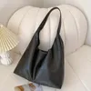 Borsa a tracolla grande da donna in tinta unita Borsa a tracolla grande in pelle vegana PU Slouch leggera a tracolla con chiusura a cerniera Stile casual Pendolarismo