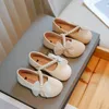 Skórzane buty dla dzieci z Zhio dla małych dziewcząt Party Flats Dzieci Mokorsyki moda błyszczące Bowknot Princess Buty Rozmiar 23-36 240304