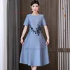 Vêtements ethniques 2024 Robe vintage chinoise traditionnelle améliorée Mariage Cheongsam National Flower Broderie A-Line Banquet Soirée