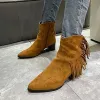 Boots Chelsea Boots cheville Fringe talons grossiers Western Cowboy Style Chaussures courtes femme élégante punk talon