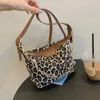 Bolsa feminina crossbody bolsas de lona 2024 menina shopper bolsa moda casual vintage leopardo impressão corrente meia lua sacos ombro