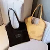 Ucuz toptan sınırlı boşluk% 50 indirim çanta Sonbahar/kış yeni para rüzgar lambası çekirdek veet tote çanta büyük kapasite bir omuz crossbody hobo alt koltuk