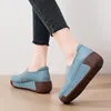 Casual Schuhe 2024 Warme Plüsch Faux Wildleder Weibliche Stiefel Keil Turnschuhe frauen Koreanische Schaukel Plattform Mode Erhöhen