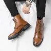 Boots Hiver Luxury Designer épais en bas de patent de patent Boots Boots Men High Tops for Men Flats Motorcycle Shoes Zapatos Hombre