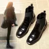 Stövlar kvinnor elastiska strumpor mode fotled feamle 2024 brittisk stil plysch tjock häl pekade tå blixtlås svart naken