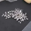 Tiaras Bride Wedding Hairstyle Comb Accessories Girl New Women Jewelry Fashion Wedding Tiara Silver Flower Leaf Crystal Hair Comb Y240319