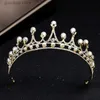 Tiaras New Wedding Crown Edriress Rhinestone Pearl Head Band Gold Crown Princess Crown Heakddress Bride Wedding Hair Akcesoria Tiara Y240319