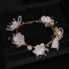 Tiaras nya handgjorda lyxiga prom bröllop hår tillbehör hår smycken brud blommor huvudbonad pärlpärlor huvudstycken för brudar y240319