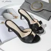 Chaussures habillées Chaussures habillées Pantoufles Femmes 2019 Été Bout Ouvert Dames Mature Luxe Fête En Plein Air Soie Paresseux Noir 8B5O H240328