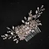 Diademi Accessori per copricapo Donna Gioielli da sposa Strass Copricapo di fiori Ornamenti per copricapo fatti a mano Pettini per capelli in cristallo argento Y240315