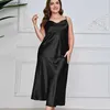 Damen-Nachtwäsche, Damen-Nachthemd in Übergröße, 5XL, modisch, solide, lässige Nachtwäsche, lange Satin-Nachtwäsche, sexy Spaghetti-Träger, Chemise-Nachthemd, C24319