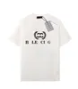 Designer T-shirt Mäns T-shirt Kvinnor Fashion Luxury Summer Short Sleeve Breattable Top Graved High Quality Clothing Casual Cotton Shirt