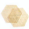 Décoration de fête Tissage de bambou naturel à la main creux Tapis hexagonal Tapis anti-adhésif Pot Napperon Maternelle Accueil Accessoires de décoration de mariage