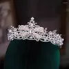 Haarspeldjes Romantische Kronen Damesaccessoires Bruiloft Hoofdbanden Engagement Hairwear Boog-knoop Vorm Imitatie Parel Coronets FO50