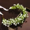 Tiaras Itacazzo Bridal Headwear Flower Decorated Hair Hoop Suitable for Womens Birthday Party Photography Props Y019