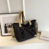 Totes Große Kapazität frauen Tasche 2024 Mode Schulter Pendler Handtasche College Stil Student Leinwand Umhängetasche