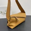 Borsoni Borsa sottomanica geometrica di moda 2024 Borsa monospalla in morbida pelle bovina di alta qualità Concisa per il tempo libero Pacchetto versatile da donna