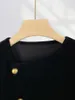 Camicette da donna Stile francese Velluto nero Top Cappotto Donna Primavera Maniche a sbuffo Colletto obliquo Camicie lunghe vintage Cardigan semplici ed eleganti