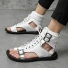 Sandalen Zomer Nieuwe mannen Gladiatoren Vat je gespoeld lederen casual schoenen ademende strandsandalen buiten slippers zwart wit plus maat